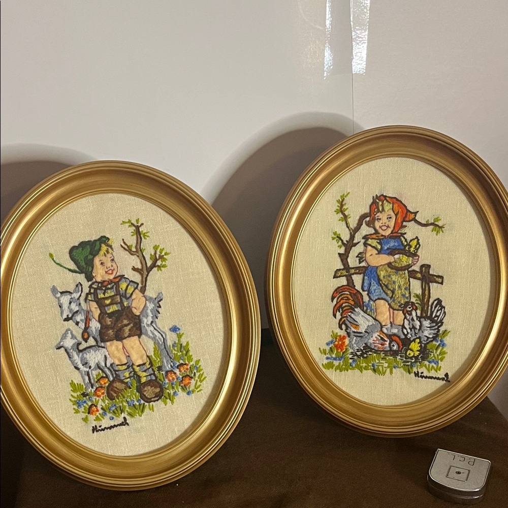 😄Set of 2 Hummel Framed Needlepoint Vintage Crewel